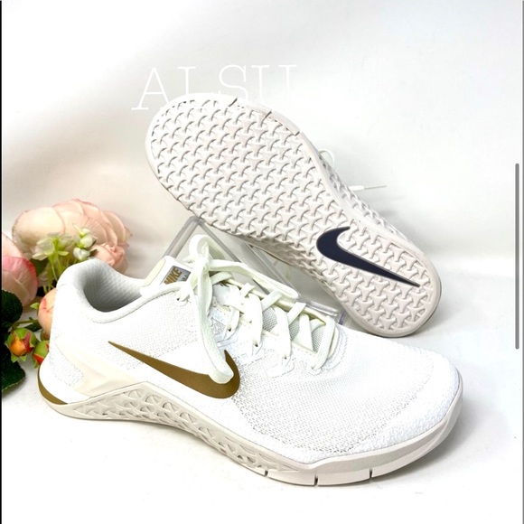NWT Nike Metcon 4 CHMP Sail Metallic W AUTHENTIC - Picture 3 of 7